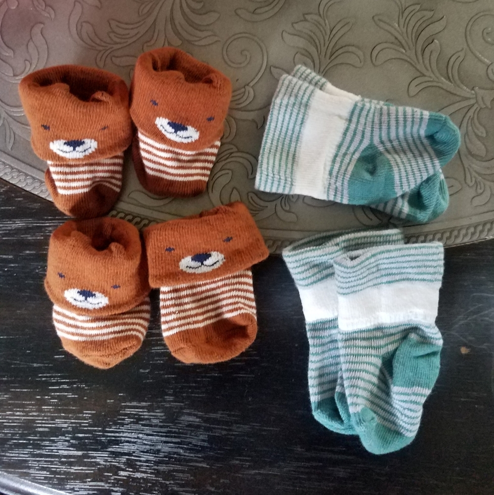 4 pairs itty bitty socks for itty bitty piggies